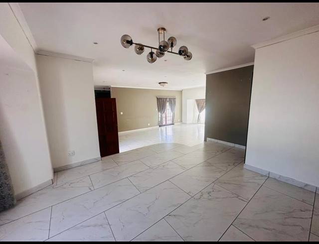 3 BEDROOM HOUSE FOR SALE IN UNION